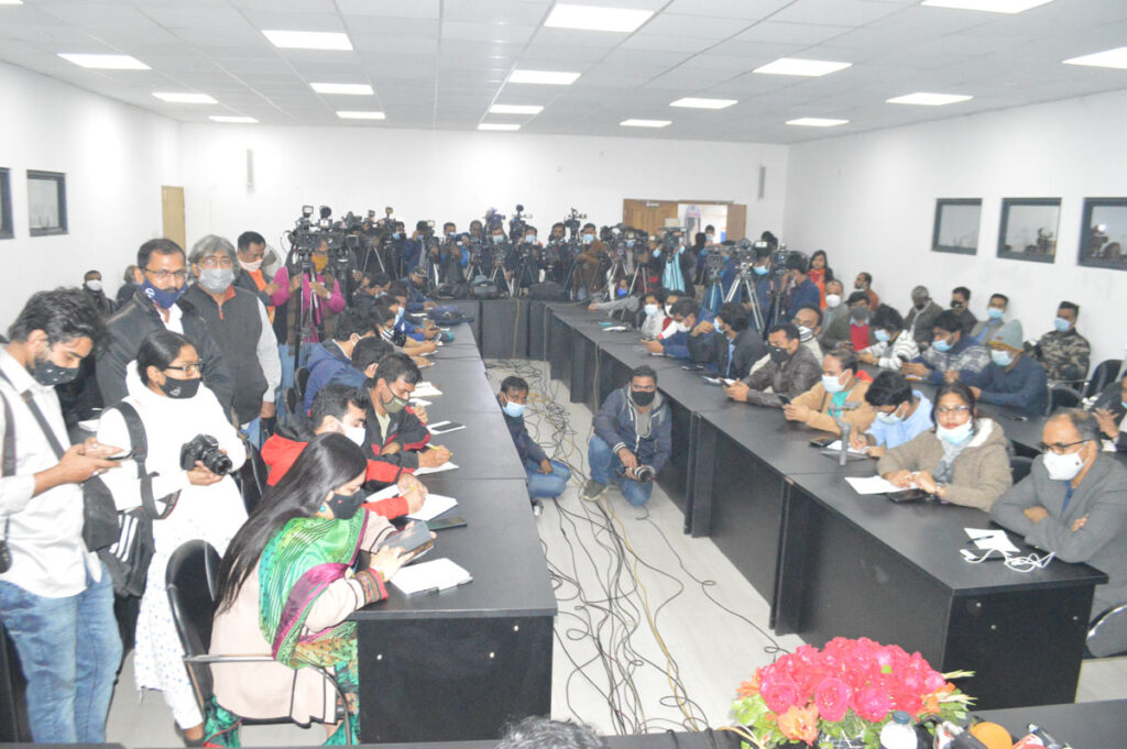 aud_1-2021-09-27-23-49-37